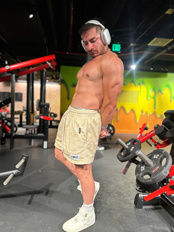 YELLOW SHORT PAISLEY