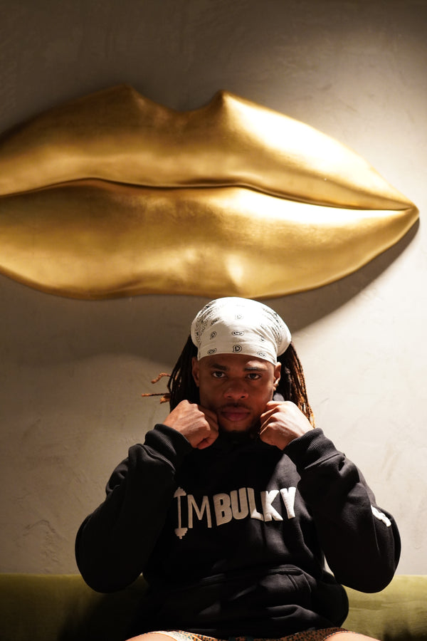 THE BULKY HOODIE